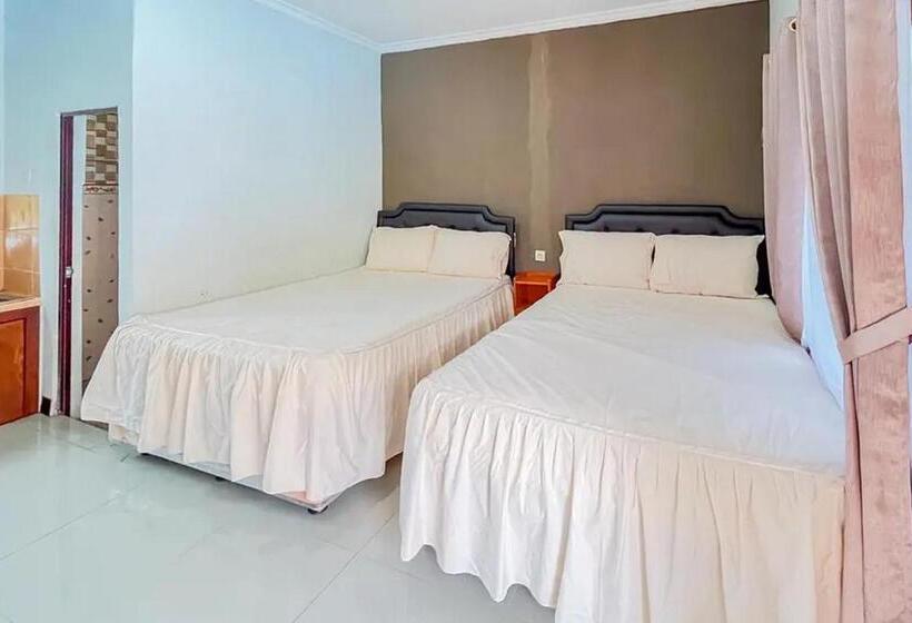Номер Economy, Villa Kampoeng City Wonosalam Mitra Reddoorz
