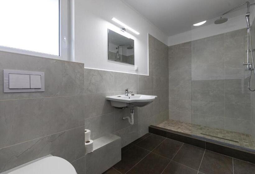 اتاق استاندارد, Volo Guest House