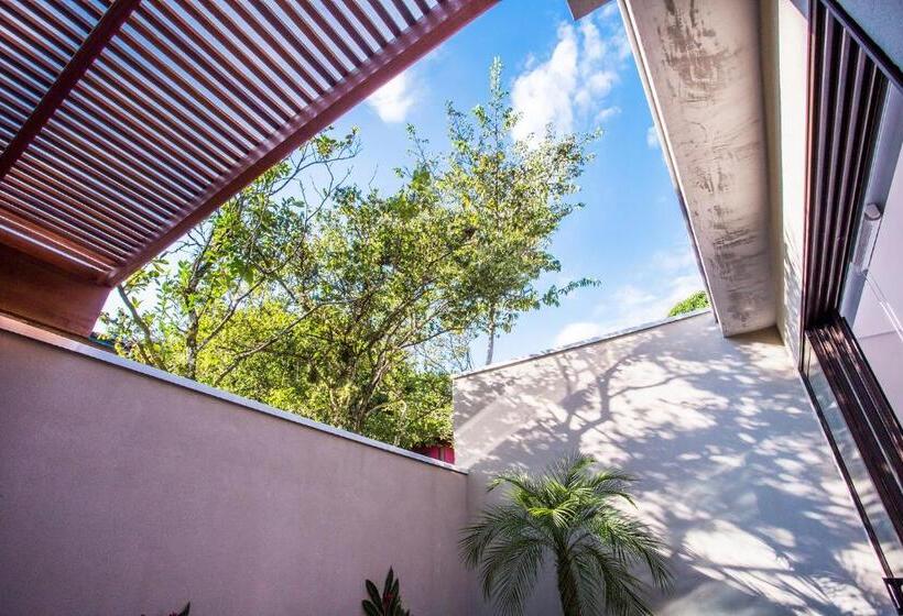 آپارتمان خانوادگی, Residencial Marina Del Sol