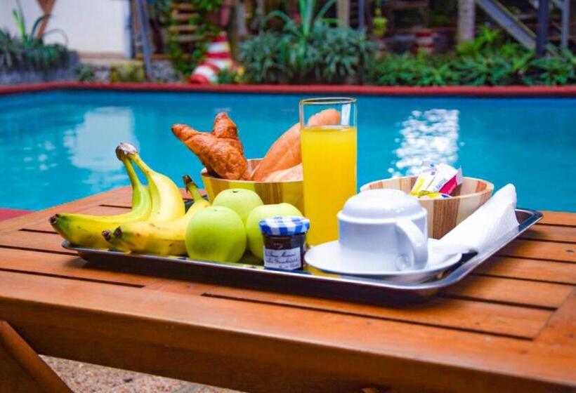 سوییت, Boutique Hotel Pavillon