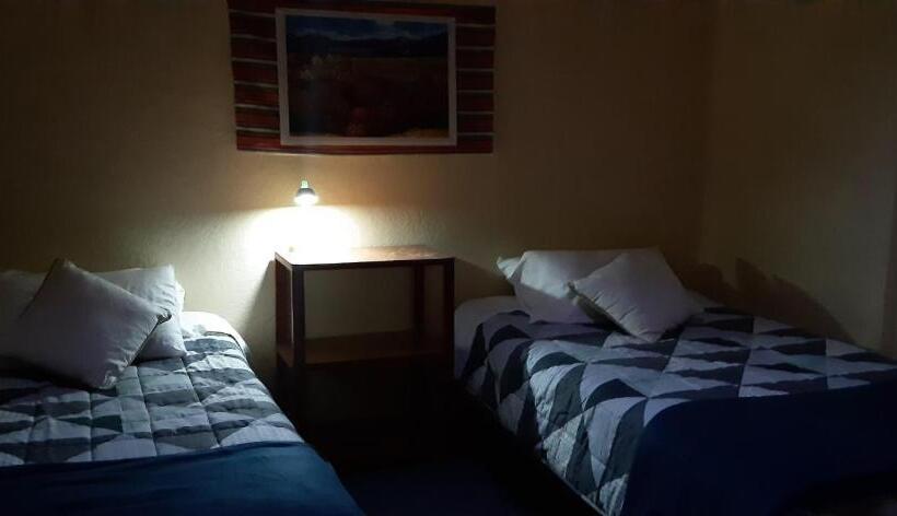 اتاق استاندارد, Orkkowasi Backpackers