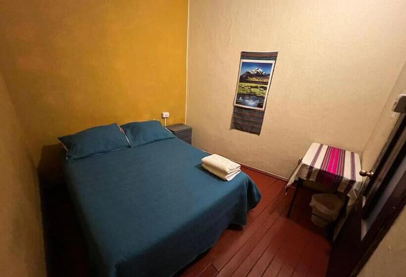 اتاق استاندارد یک نفره, Orkkowasi Backpackers