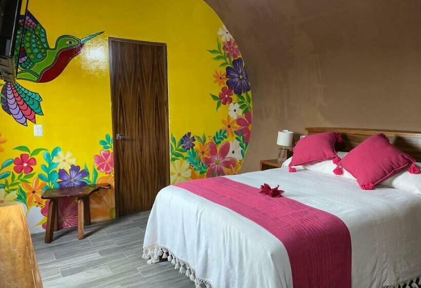 اتاق استاندارد با بالکن, Casa Naiyari