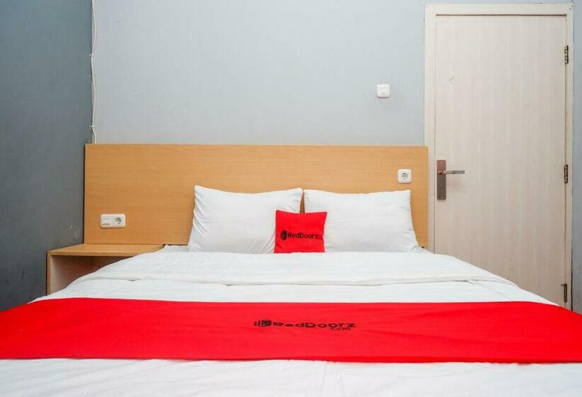 Номер Economy, Reddoorz Near Exit Tol Batang
