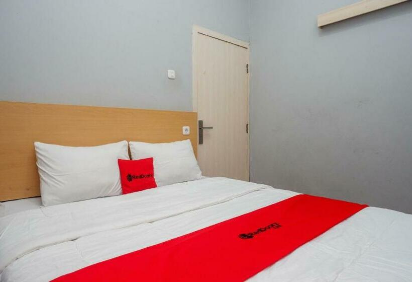 Номер Economy, Reddoorz Near Exit Tol Batang
