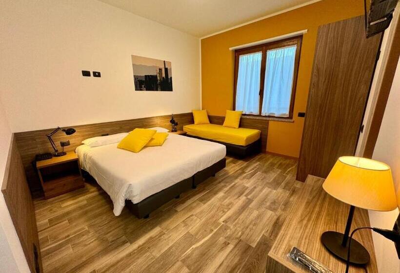 اتاق کلاسیک سه تخته, Corte Milano