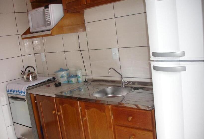 کلبه ییلاقی, Residencial Caminho Das Praias