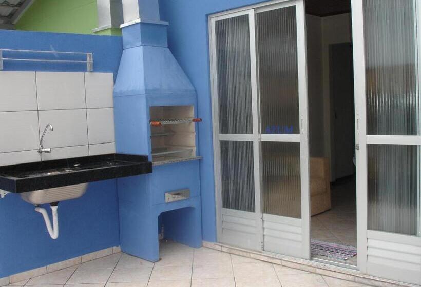 کلبه ییلاقی, Residencial Caminho Das Praias