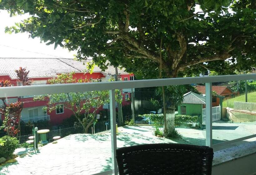 سوییت سوپریور, Residencial Caminho Das Praias
