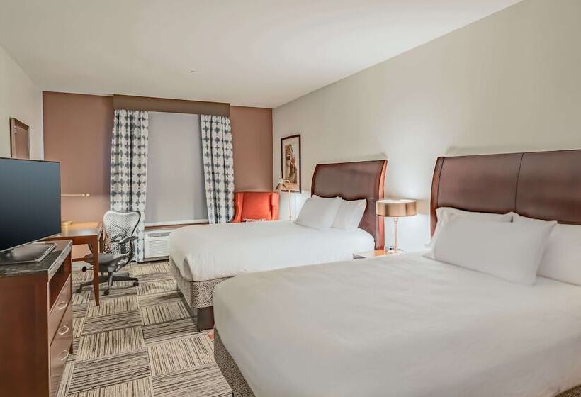 Номер Стандарт Адаптированный для Инвалидов, Hilton Garden Inn Granbury