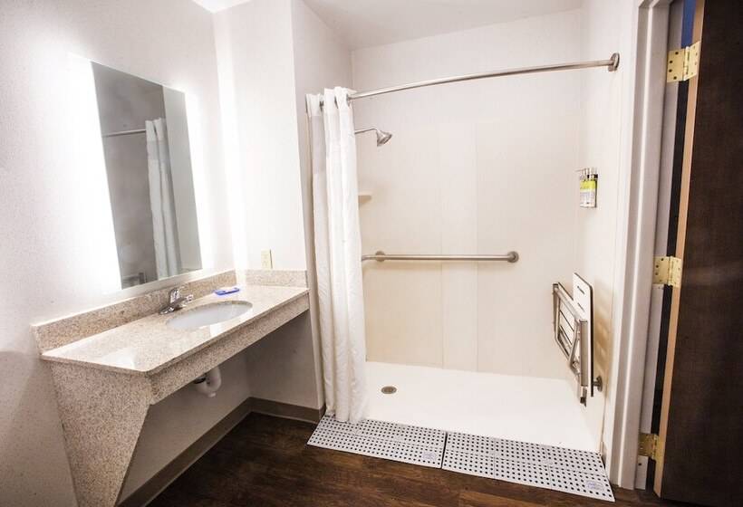 سوئیت برای معلولان, Holiday Inn Express Hotel & Suites Bethlehem Airport/allentown Area, An Ihg