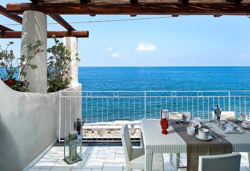 Apartamento Deluxe 2 Quartos Vista Mar, Nerossidiana