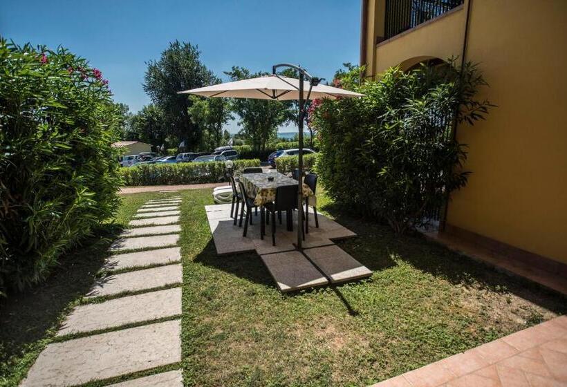 آپارتمان 2 خوابه, Residence Karina