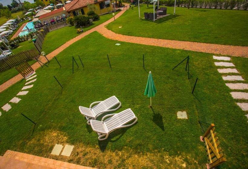 آپارتمان 1 خوابه, Residence Karina
