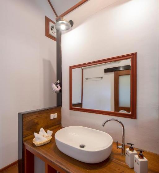 Бунгало Deluxe, Kingfisher Ecolodge