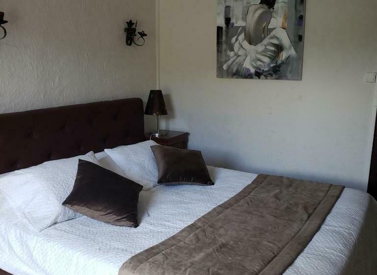 Семейный Номер, Le Moulin D Onclaire Camping Et Chambres D Hôtes