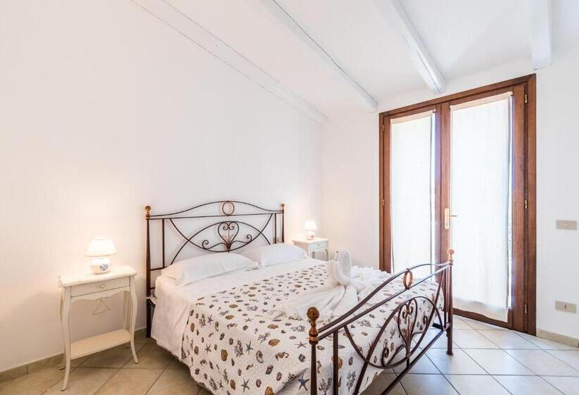 Апартаменты 2 Спальни, Relais Del Borgo  Domo