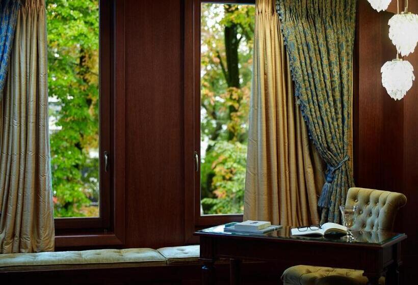 수피리어 룸, Grand Serai Congress And Spa