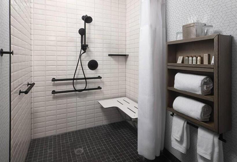 장애인을 위한 킹사이즈 침대 스탠다드 룸, Renaissance Fort Lauderdale West