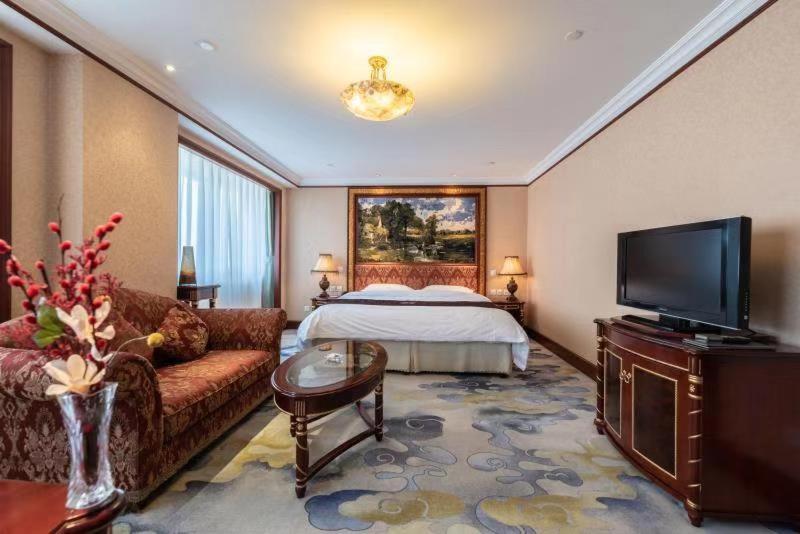 اتاق اجرایی با تخت بزرگ, Golden Ocean Hotel Tianjin