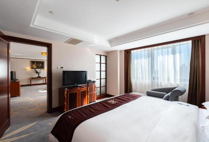 سوییت اجرایی, Golden Ocean Hotel Tianjin