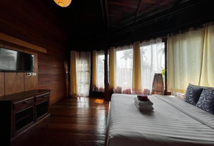 Standard Room with Views, Green Papaya Beach Resort, Koh Phangan