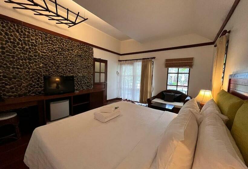 1 Bedroom House, Green Papaya Beach Resort, Koh Phangan