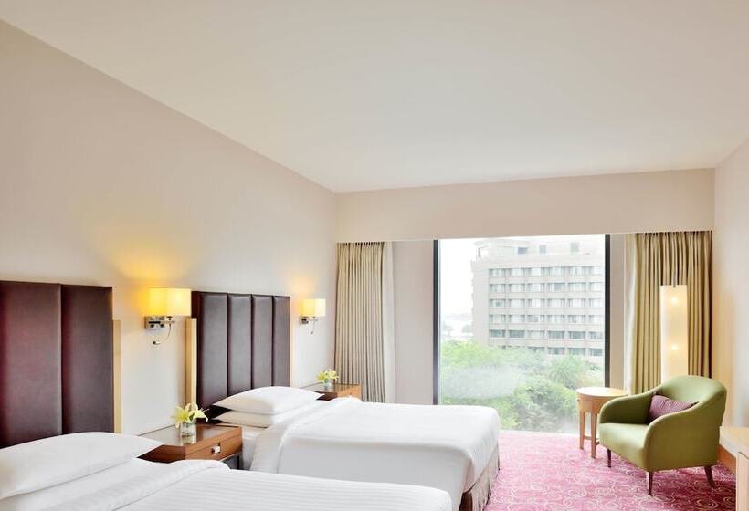 高级大房间, Courtyard By Marriott Hyderabad