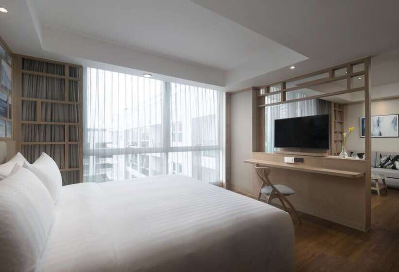 سوییت جونیور, Shama Petchburi 47 Bangkok