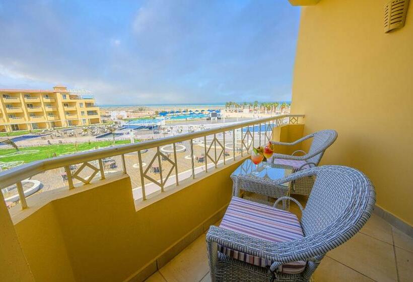 اتاق استاندارد با چشم‌انداز استخر, Amwaj Beach Club Abu Soma