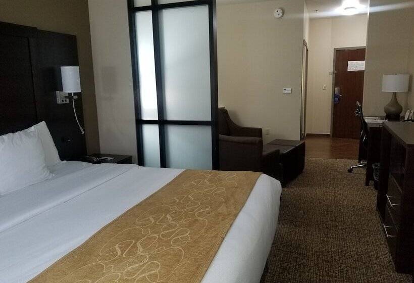 스위트, Comfort Suites Little Rock West