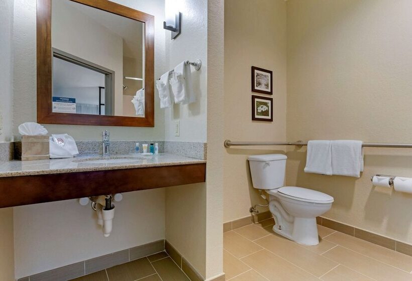 스위트, Comfort Suites Little Rock West