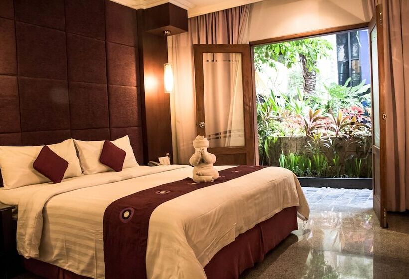 اتاق لوکس, Famous Hotel Kuta Formerly Permata Kuta