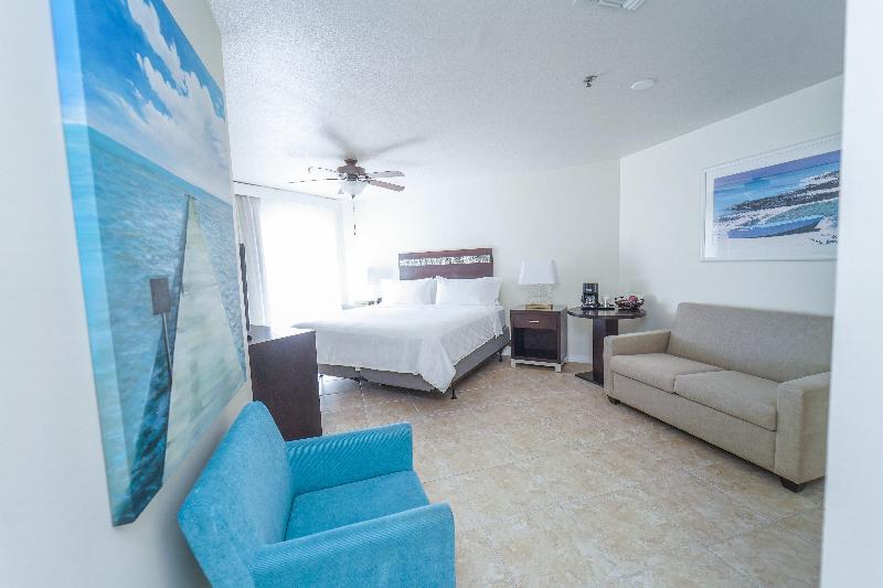 اتاق استاندارد با چشم‌انداز دریا, Holiday Inn Resort Grand Cayman, An Ihg