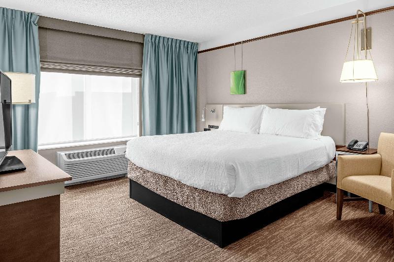 سوئیت با تخت بزرگ, Hilton Garden Inn Wilmington Mayfaire Town Center