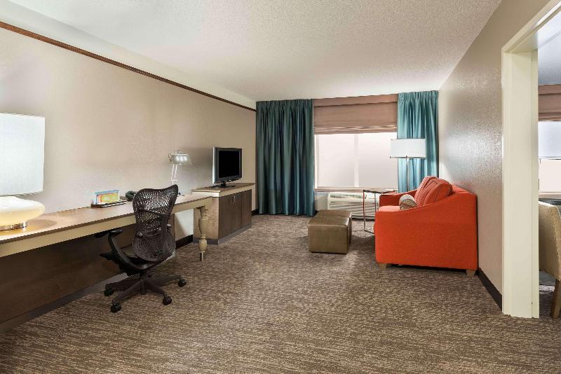 سوئیت با تخت بزرگ, Hilton Garden Inn Wilmington Mayfaire Town Center