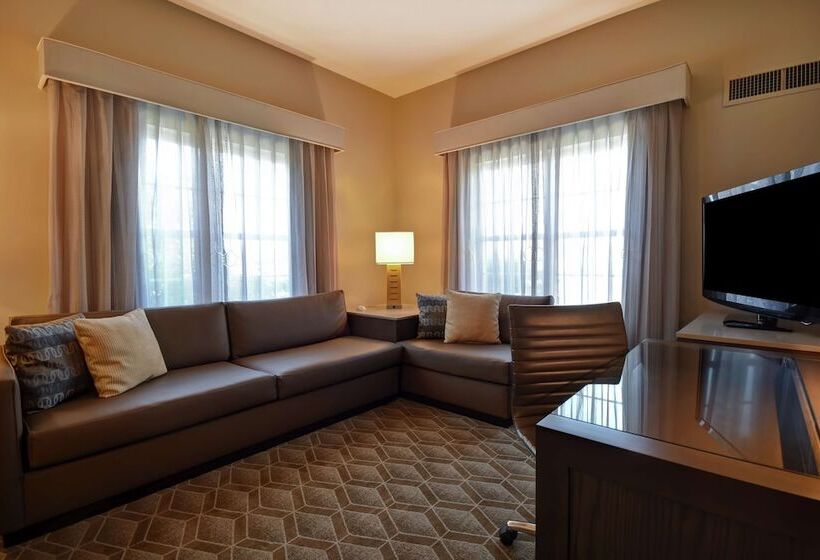 سوئیت برای معلولان, Homewood Suites By Hilton At The Waterfront