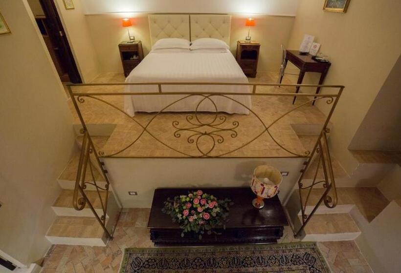 اتاق کلاسیک, Palazzo Viceconte