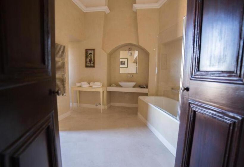 سوییت جونیور, Palazzo Viceconte