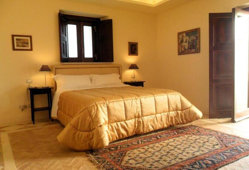 سوئیت جونیور با تراس, Palazzo Viceconte