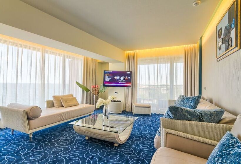 Suite Senior cu Vedere la Mare, Vega