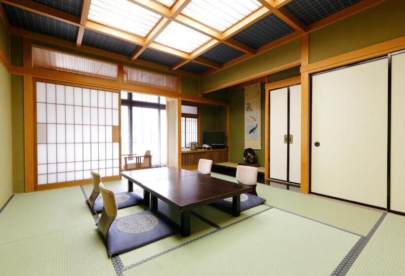 Номер Superior, Okada Ryokan Warakutei