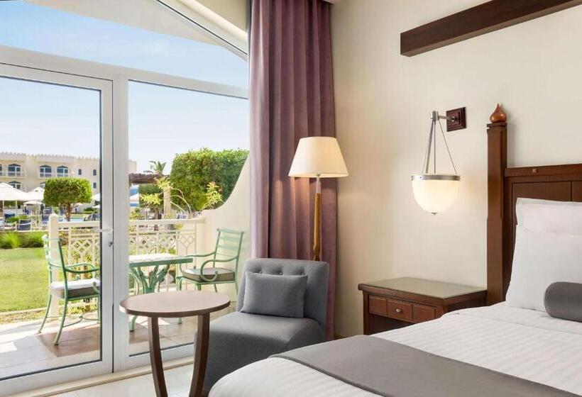 스탠다드 룸 킹사이즈 침대, Wyndham Garden Salalah Mirbat