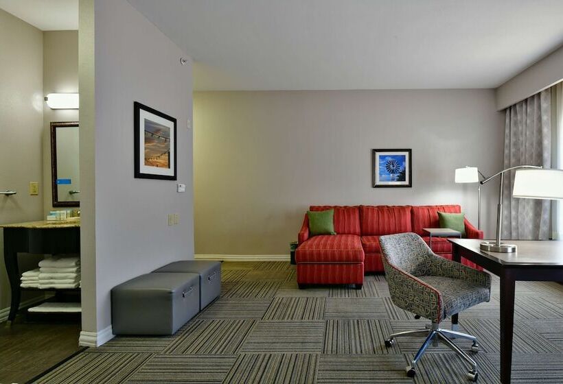 Студия Стандарт, Hampton Inn & Suites Fredericksburg
