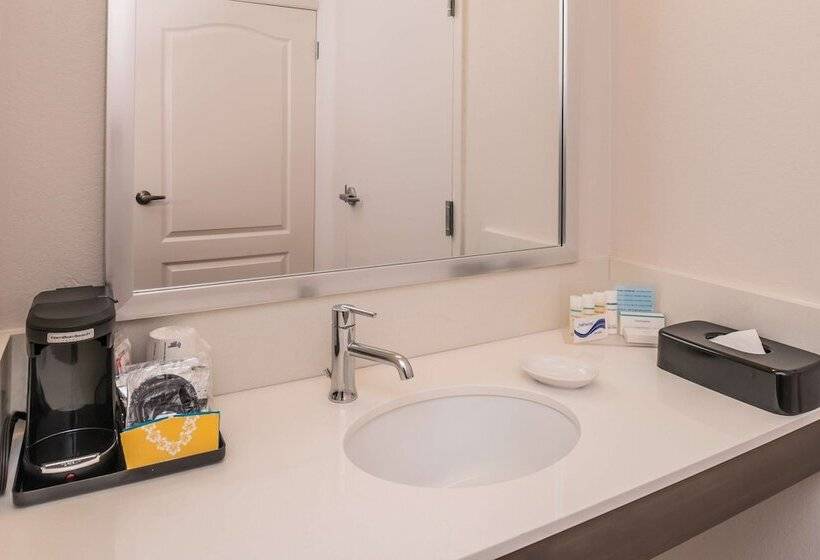 Номер Стандарт 2 Двуспальные Кровати, Hampton Inn Channel Islands Harbor/oxnard