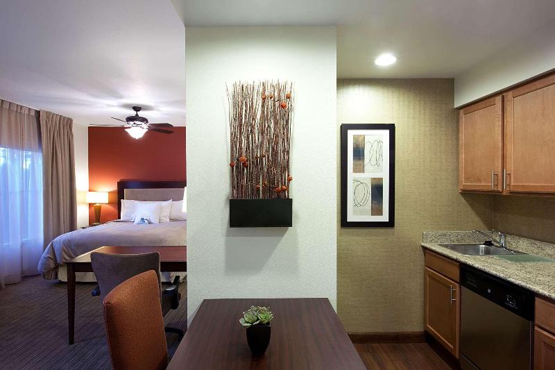 Студио Стандарт Кровать Кинг, Homewood Suites By Hilton St. Louis  Galleria
