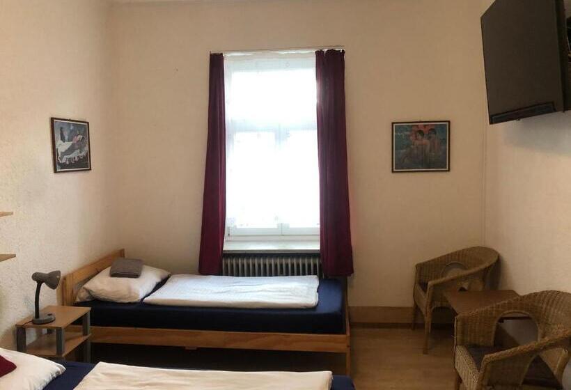 اتاق استاندارد, Pension Schmellergarten