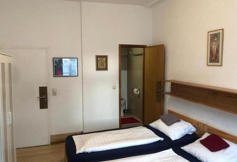اتاق استاندارد, Pension Schmellergarten