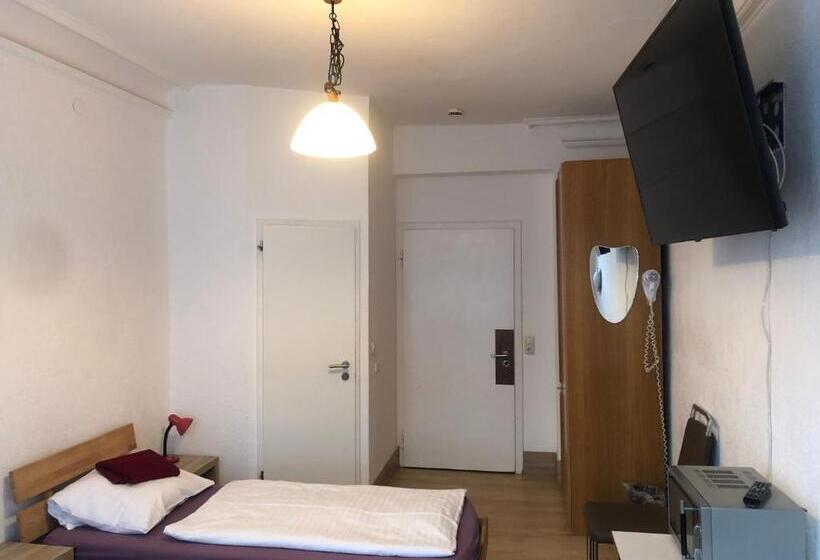 اتاق استاندارد, Pension Schmellergarten