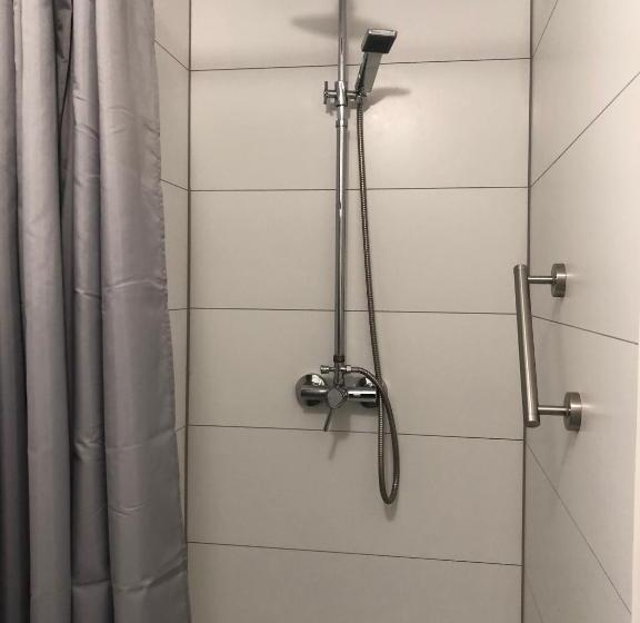 اتاق استاندارد سه نفره, Pension Schmellergarten